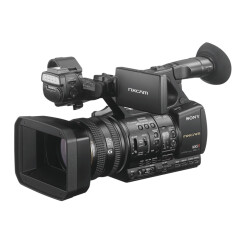 索尼（SONY）HXR-NX5R 3片1/2.8英寸CMOS高清手持式摄录一体机 带3G-SDI接口