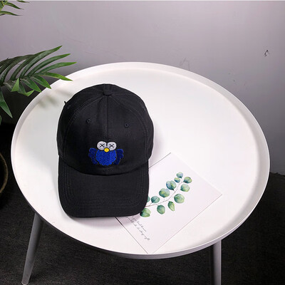 Korean chic hat embroidered casual star same baseball cap with street cap for men&women
Korean chic hat embroidered casual star same baseball cap with street cap for men&women