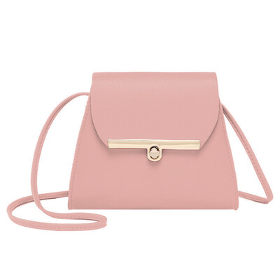 Lady Solid Color Trapezoidal Shape Turn Lock Faux Leather Crossbody Shoulder Bag
Lady Solid Color Trapezoidal Shape Turn Lock Faux Leather Crossbody Shoulder Bag