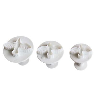 3PCS Dove Decorating Tools Cookie Plunger Cutter Mold Decorating Craft Paste Sugarcraft Fondant Molds for DIY Baking
3PCS Dove Decorating Tools Cookie Plunger Cutter Mold Decorating Craft Paste Sugarcraft Fondant Molds for DIY Baking