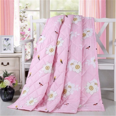110 X 150cm Summer Quilt Cover Air-conditioning Quilts Cover Children Adult Single Cartoon Flower Washable Bed Home Use
110 X 150cm Summer Quilt Cover Air-conditioning Quilts Cover Children Adult Single Cartoon Flower Washable Bed Home Use