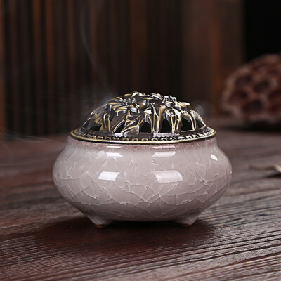 Ceramic Ice Crack Porcelain Aromatherapy Diffuser Sandalwood Censer With Copper Cover For Buddhist Relax Porcelain Incense Burner
Ceramic Ice Crack Porcelain Aromatherapy Diffuser Sandalwood Censer With Copper Cover For Buddhist Relax Porcelain Incense Burner