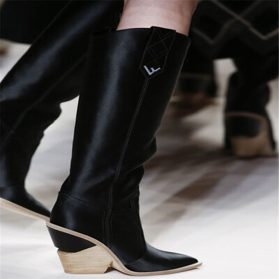 Pointed Toe Fashion Designer Strange High Heels Real Leather Women Shoes 2018 New Autumn Winter Boots Runways Long Woman Boots
Pointed Toe Fashion Designer Strange High Heels Real Leather Women Shoes 2018 New Autumn Winter Boots Runways Long Woman Boots