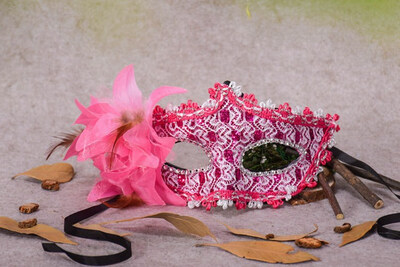 FUNNYBUNNY Masquerade Mask for Women Mardi Gras Mask with Flower White Lace hollow out princess mask
FUNNYBUNNY Masquerade Mask for Women Mardi Gras Mask with Flower White Lace hollow out princess mask
