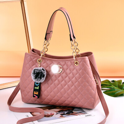 Ladies bag 2019PU leather Korean fashion summer new womens bag wild personality handbag shoulder Messenger bag
Ladies bag 2019PU leather Korean fashion summer new womens bag wild personality handbag shoulder Messenger bag