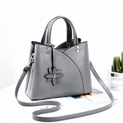 Womens bag 2019 spring&summer new small fashion single shoulder Messenger bag wild big bag handbag female bag
Womens bag 2019 spring&summer new small fashion single shoulder Messenger bag wild big bag handbag female bag