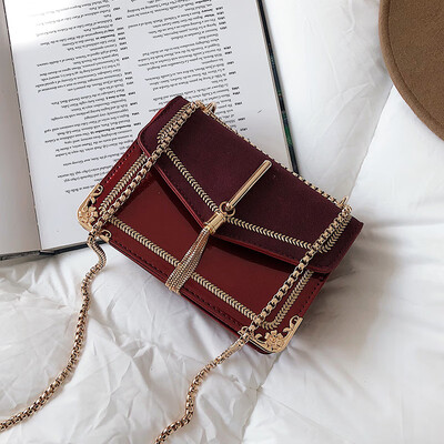 New small bag texture small square bag female bag new 2019 fashion Messenger bag wild ins super fire chain bag
New small bag texture small square bag female bag new 2019 fashion Messenger bag wild ins super fire chain bag