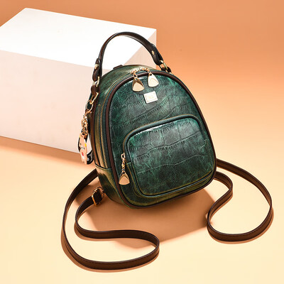 Womens backpack female Korean fashion personality wild female bag 2019 new cool tide bag female bag
Womens backpack female Korean fashion personality wild female bag 2019 new cool tide bag female bag