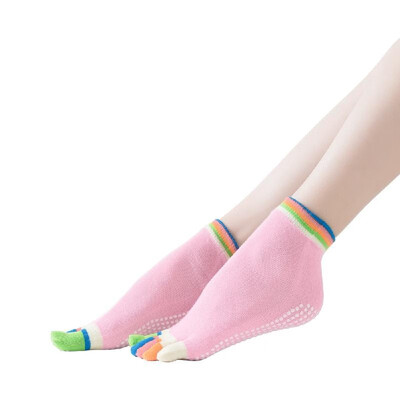 Anti-Sweat Five Fingers Backless Cotton Silicone Yoga Socks Elastic 5 Toes Breathable Sport Sock Ballet Gym Fitness Fine Quality
Anti-Sweat Five Fingers Backless Cotton Silicone Yoga Socks Elastic 5 Toes Breathable Sport Sock Ballet Gym Fitness Fine Quality