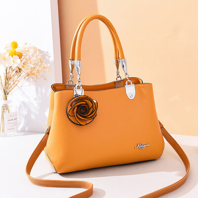 New temperament casual flower handbags wild basic flower flower shoulder bag shoulder bag mother bag
New temperament casual flower handbags wild basic flower flower shoulder bag shoulder bag mother bag