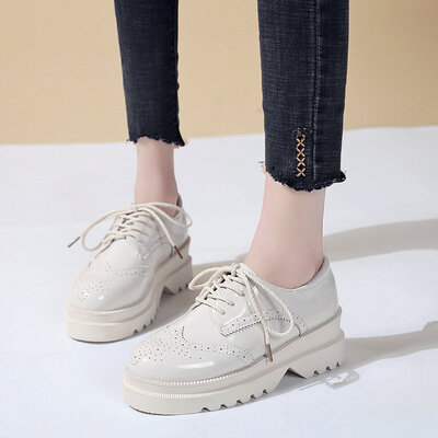 Carved British style shoes womens Korean version of 100 flat bottoms round head lace leisure social single shoe trend
Carved British style shoes womens Korean version of 100 flat bottoms round head lace leisure social single shoe trend