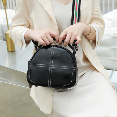 Fashionable Han Baitao Bag Lady One Shoulder Bag Leather Simple One Shoulder Slant Bag Lady Bag 
Fashionable Han Baitao Bag Lady One Shoulder Bag Leather Simple One Shoulder Slant Bag Lady Bag