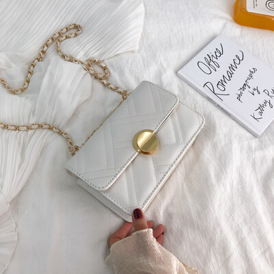 Wild embroidery line small square bag simple fashion casual shoulder bag female 2019 new foreign style texture chain Messenger bag
Wild embroidery line small square bag simple fashion casual shoulder bag female 2019 new foreign style texture chain Messenger bag
