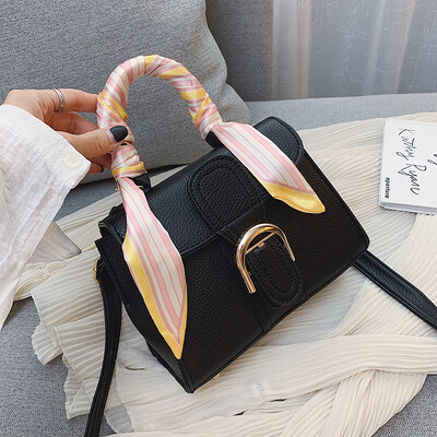 Retro chic small bag female 2019 new wave Korean version of the fashion high-end versatile shoulder Messenger bag small square bag
Retro chic small bag female 2019 new wave Korean version of the fashion high-end versatile shoulder Messenger bag small square bag