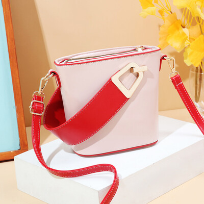 New Korean fashion bag female personality bucket bag ocean net red handbag foreign style texture shoulder diagonal
New Korean fashion bag female personality bucket bag ocean net red handbag foreign style texture shoulder diagonal