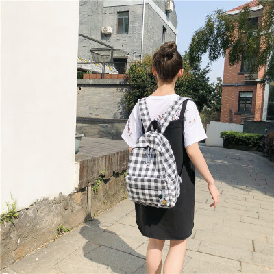 Girl plaid schoolbag female Korean version of high school students campus small fresh backpack double shoulder bag girl
Girl plaid schoolbag female Korean version of high school students campus small fresh backpack double shoulder bag girl