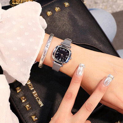 Ancient style Chinese style watch female ins wind Sen College of the wind middle school students retro art simple small small dial
Ancient style Chinese style watch female ins wind Sen College of the wind middle school students retro art simple small small dial