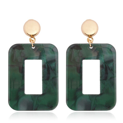 Alloy Dangle Earrings with Cellulose AcetateResin Rectangle Golden Plated Green 55x30mm
Alloy Dangle Earrings with Cellulose AcetateResin Rectangle Golden Plated Green 55x30mm