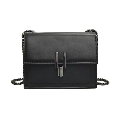 Korean version of the wild ins one shoulder slung chain fashion texture simple foreign small square bag
Korean version of the wild ins one shoulder slung chain fashion texture simple foreign small square bag