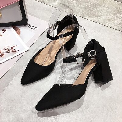 Spring Korean version of pointed thick with simple students Joker buckle small fresh high heels women
Spring Korean version of pointed thick with simple students Joker buckle small fresh high heels women