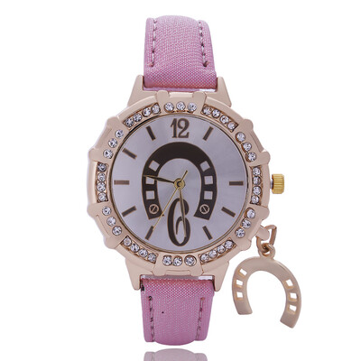Creative pendant belt watch female student table number diamond inlaid English table
Creative pendant belt watch female student table number diamond inlaid English table
