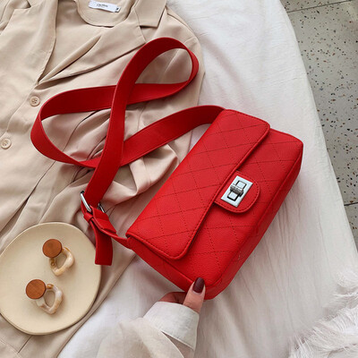 Girls small bag new Korean fashion casual lock buckle shoulder Messenger bag small square bag tide
Girls small bag new Korean fashion casual lock buckle shoulder Messenger bag small square bag tide