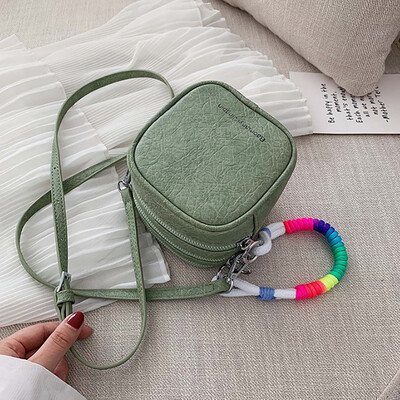 Tailored Womens Fashion Flip Pure-Colour Zipper Cover Retro Shoulder Bag Purse Flap Bag
Tailored Womens Fashion Flip Pure-Colour Zipper Cover Retro Shoulder Bag Purse Flap Bag
