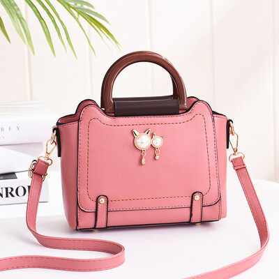 2019 summer new womens bag fashion handbags handbag cool tide shoulder bag elegant diagonal female bag
2019 summer new womens bag fashion handbags handbag cool tide shoulder bag elegant diagonal female bag