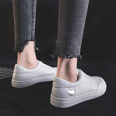 Small white shoes women spring chic casual shoes Korean students Joker basic flat canvas shoes
Small white shoes women spring chic casual shoes Korean students Joker basic flat canvas shoes
