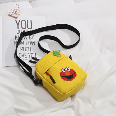 Small bag female tide messenger bag Joker ins student summer small fresh ugly cute canvas bag
Small bag female tide messenger bag Joker ins student summer small fresh ugly cute canvas bag