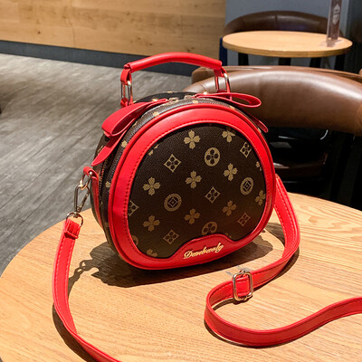 Summer little girl summer fashion network celebrity texture womens bag is simple&one shoulder slanted bag girl
Summer little girl summer fashion network celebrity texture womens bag is simple&one shoulder slanted bag girl