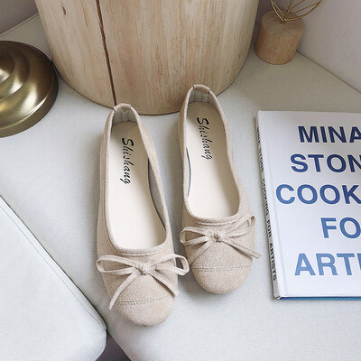 Bean shoes female Korean fashion Joker round head bow shoes chic fairy wind in summer
Bean shoes female Korean fashion Joker round head bow shoes chic fairy wind in summer