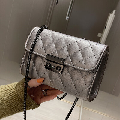 Chic chain bag women 2019 new Korean wave spring&summer shoulder bag Joker casual slung small square bag
Chic chain bag women 2019 new Korean wave spring&summer shoulder bag Joker casual slung small square bag