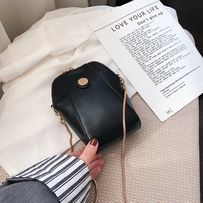 New small bag handbags new 2019 Korean version of the simple shoulder bag fashion Messenger bag small change mobile phone bag
New small bag handbags new 2019 Korean version of the simple shoulder bag fashion Messenger bag small change mobile phone bag