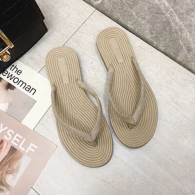 Herringbone slippers lady summer ins flat toes out fashion students wear vacation beach cool
Herringbone slippers lady summer ins flat toes out fashion students wear vacation beach cool