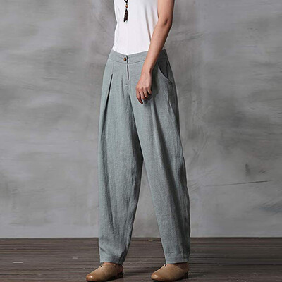 Plus Size Women Pure Color Button Beam Foot Solid Trousers Loose Casual Pants
Plus Size Women Pure Color Button Beam Foot Solid Trousers Loose Casual Pants