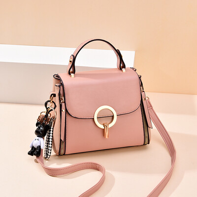 Womens Bags Summer Fashion Texture Westernized Red Square Bags with One Shoulder Slant Bags
Womens Bags Summer Fashion Texture Westernized Red Square Bags with One Shoulder Slant Bags