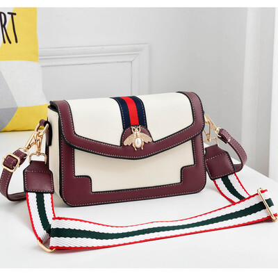 On the new female bag fashion Korean version of the fashion 100 lap women single shoulder bag oblique satchel ins summe
On the new female bag fashion Korean version of the fashion 100 lap women single shoulder bag oblique satchel ins summe