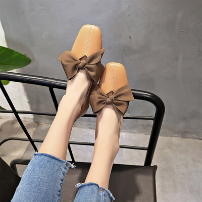 Grandma shoes women 2019 new autumn Joker Korean bow square thick documentary shoes with fairy gentle shoes
Grandma shoes women 2019 new autumn Joker Korean bow square thick documentary shoes with fairy gentle shoes