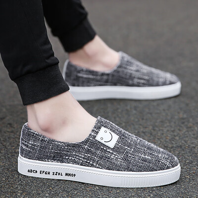 Summer one foot lazy shoes mens peas tide shoes Korean version of the trend of casual mens shoes breathable old Beijing shoes 
Summer one foot lazy shoes mens peas tide shoes Korean version of the trend of casual mens shoes breathable old Beijing shoes