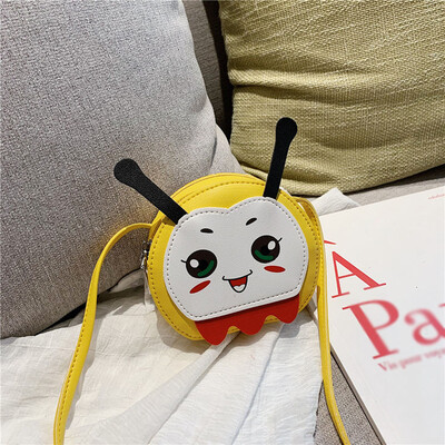Tailored Female Children Bag Cartoon Shoulder Accessory Bag Cute Style Crossbody Bag
Tailored Female Children Bag Cartoon Shoulder Accessory Bag Cute Style Crossbody Bag