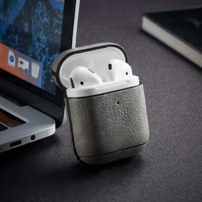 Soft PU Case For Apple AirPods 1 2 Protective Case Shockproof Dustproof Cover With Hook
Soft PU Case For Apple AirPods 1 2 Protective Case Shockproof Dustproof Cover With Hook