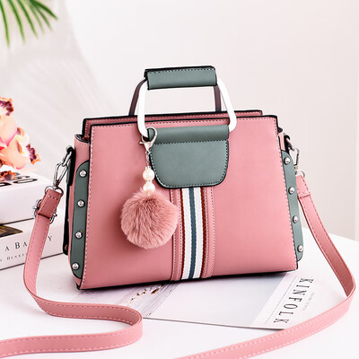 Bags womens fashion handbags simple high-capacity slung shoulder Joker foreign style summer color bags
Bags womens fashion handbags simple high-capacity slung shoulder Joker foreign style summer color bags