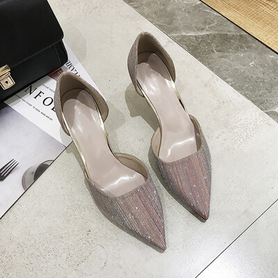 Pointed fairy high heels 2019 summer new fashion all kinds of hollow sandals silver wedding shoes fine heel single shoes
Pointed fairy high heels 2019 summer new fashion all kinds of hollow sandals silver wedding shoes fine heel single shoes