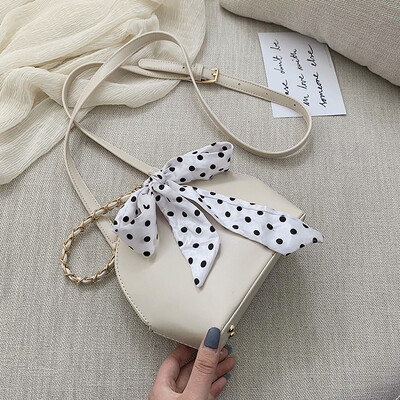 New small bag female 2019 summer new wave Korean version of the wild Messenger bag fairy bow chain shoulder bag
New small bag female 2019 summer new wave Korean version of the wild Messenger bag fairy bow chain shoulder bag