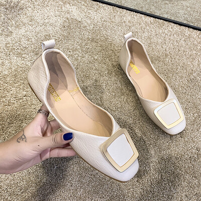 Low Upper Flat sole Single Shoe Overlay Shoe Square Button Lady Shoe Leather Shoe Autumn Korean version Softsole Shoe
Low Upper Flat sole Single Shoe Overlay Shoe Square Button Lady Shoe Leather Shoe Autumn Korean version Softsole Shoe