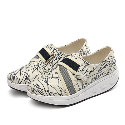 Spring Korean version of the set of feet a pedal canvas rocking womens shoes thick-soled platform shoes womens breathable casual shoes
Spring Korean version of the set of feet a pedal canvas rocking womens shoes thick-soled platform shoes womens breathable casual shoes