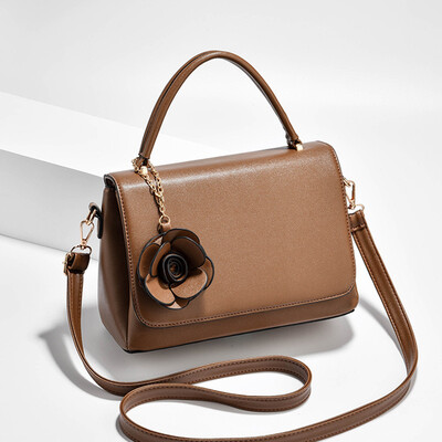 2019 new cool tide shoulder diagonal small bag flower Korean fashion handbags Messenger small square bag
2019 new cool tide shoulder diagonal small bag flower Korean fashion handbags Messenger small square bag
