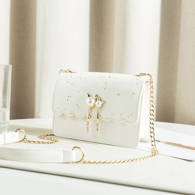 Summer girls 2019 fashion chain bag Joker small square bag senior sense of foreign style womens shoulder slung
Summer girls 2019 fashion chain bag Joker small square bag senior sense of foreign style womens shoulder slung