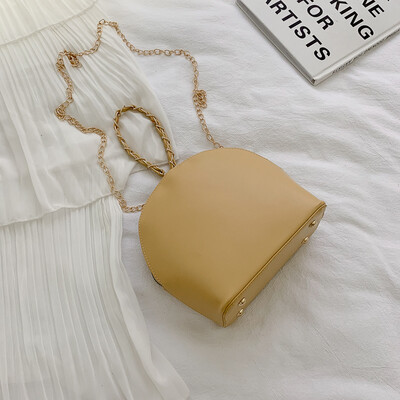 Chic Messenger bag female bag 2019 new fashion casual tide Korean version of the solid color port wind texture shoulder chain bag
Chic Messenger bag female bag 2019 new fashion casual tide Korean version of the solid color port wind texture shoulder chain bag